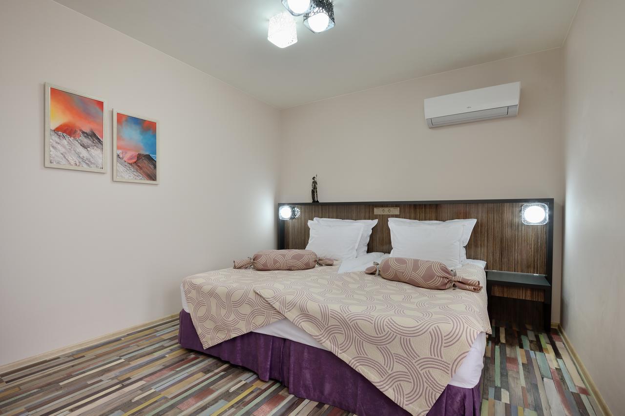 Hotel Hello Hissar Hisarya Exterior foto